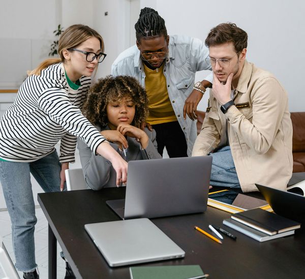 sunkhronos-planification-planning-communication-badgeuse-timbreuse-reporting-excel-pdf-secteurs-horeca-securite-nettoyage-viticole-ccnt-cct